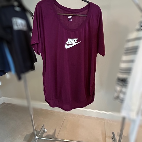 Bundle of 3 Men's Nike Loose Fitted T-Shirts - Picture 4 of 7